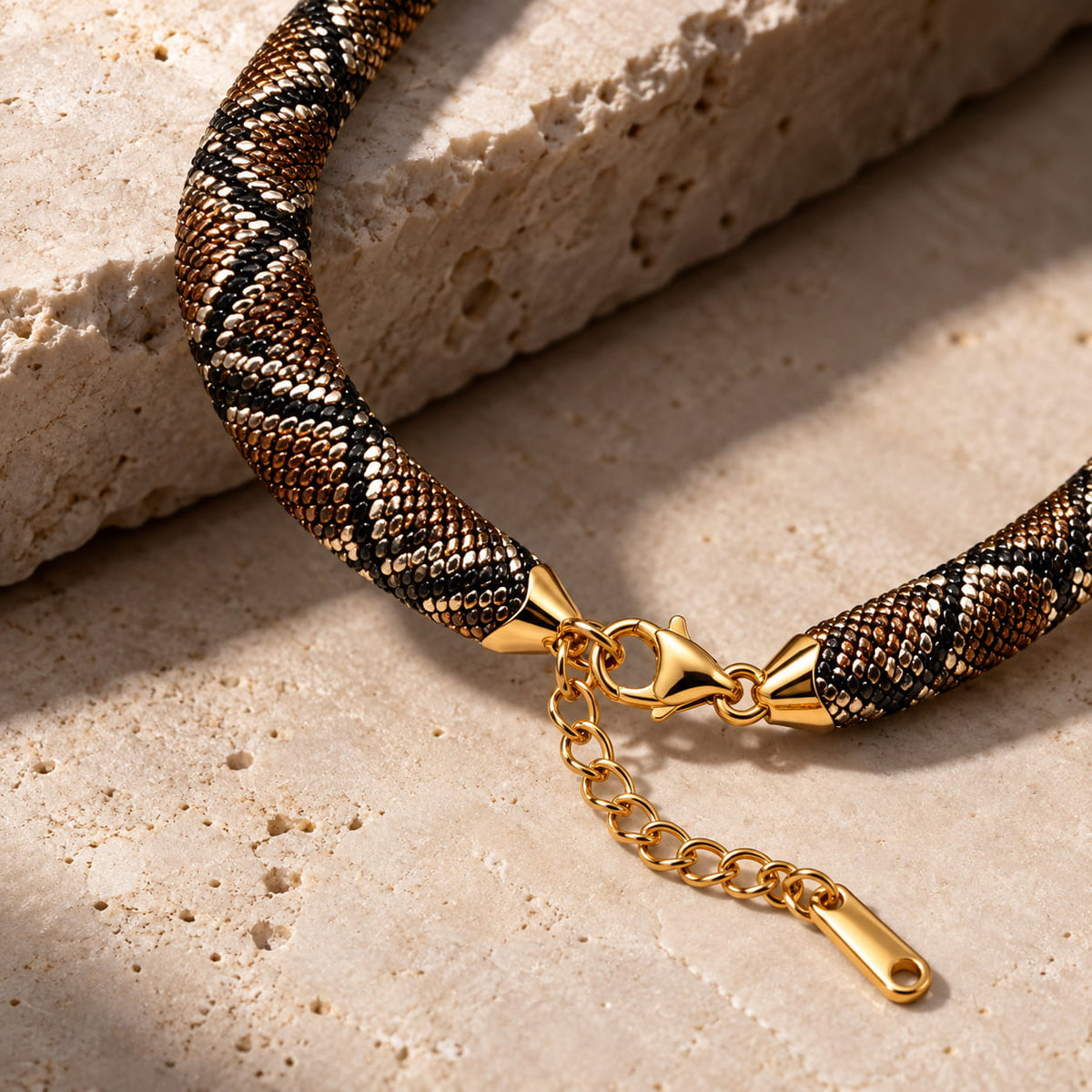 MOODWEAR™ | The Serpent Viral Necklace