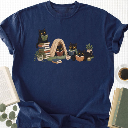 Black Cat Reading Unisex T-Shirt