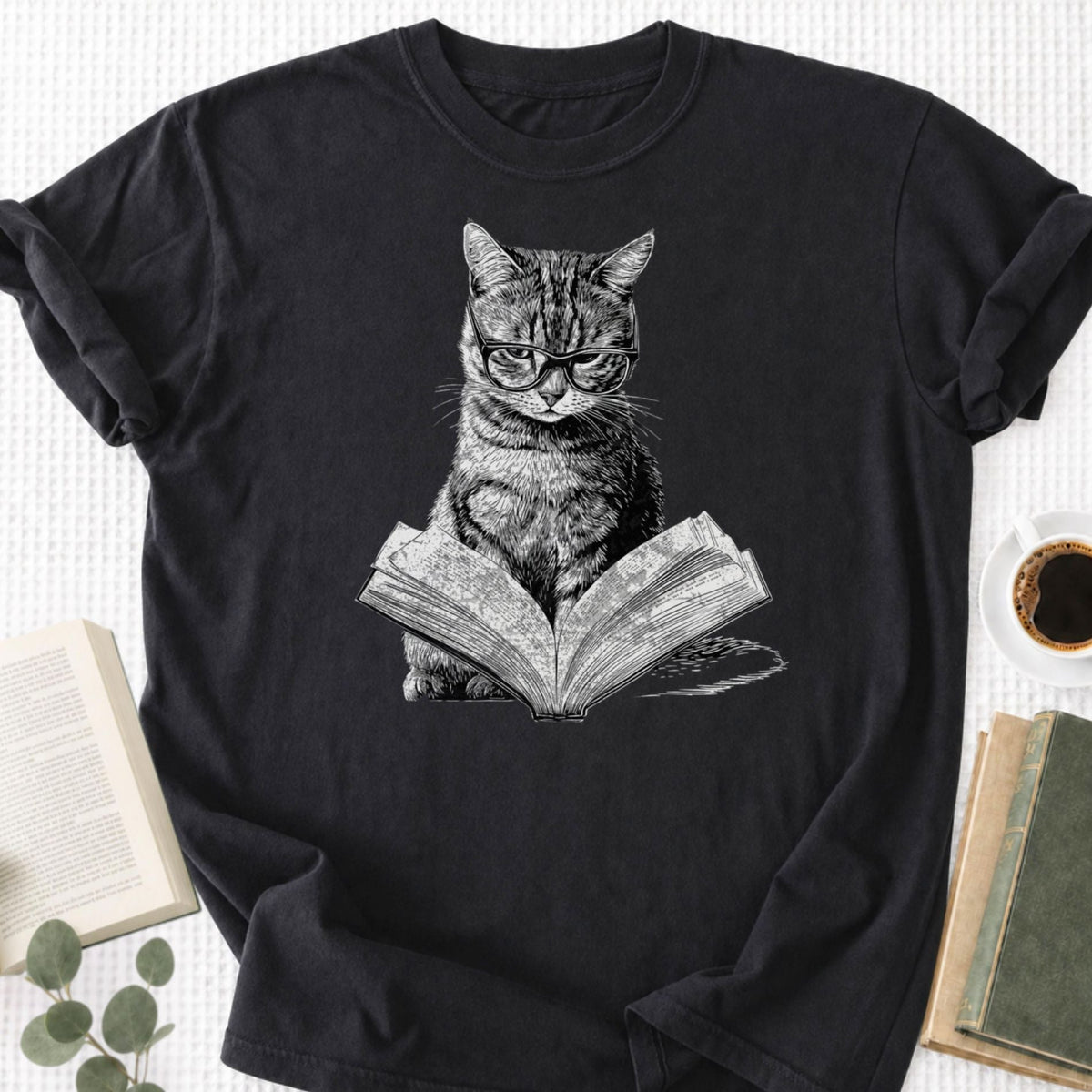 Cat Bookworm Reading Book Unisex T-Shirt