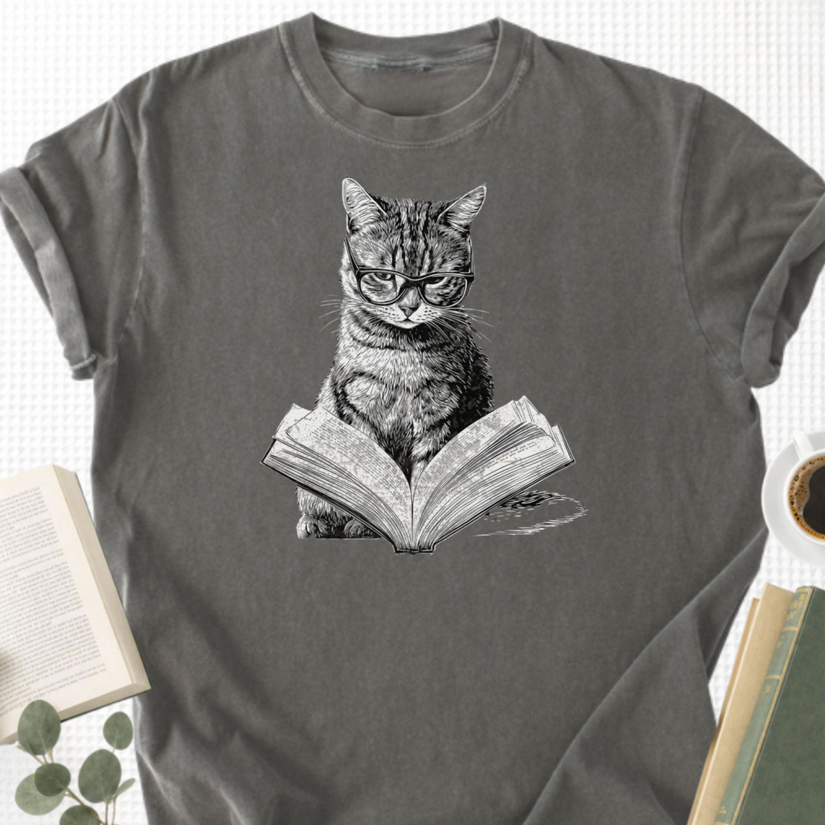Cat Bookworm Reading Book Unisex T-Shirt