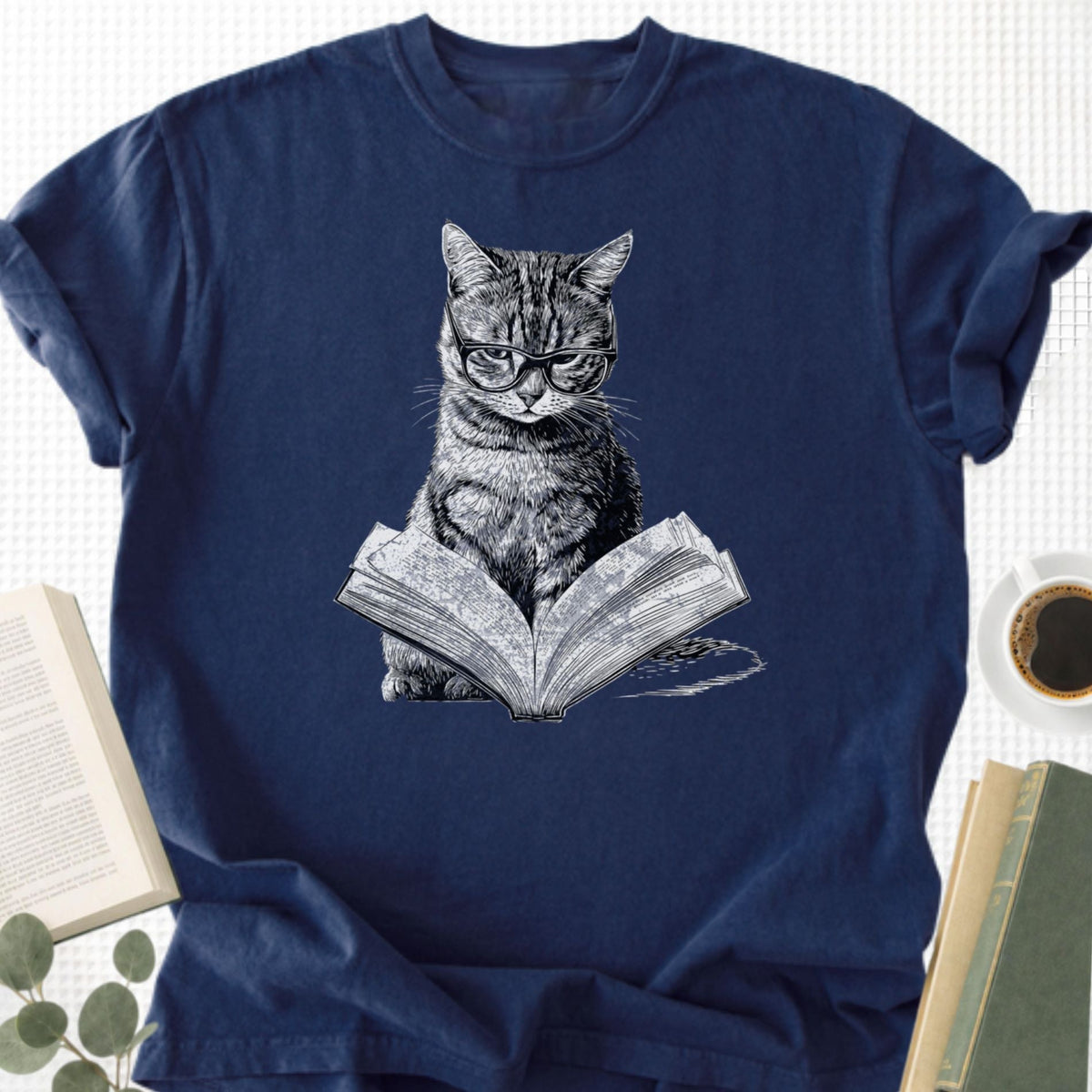 Cat Bookworm Reading Book Unisex T-Shirt