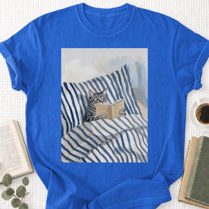 Cat Reading Book Unisex T-Shirt