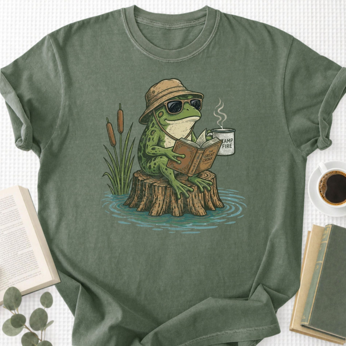 Frog Reading Unisex T-Shirt