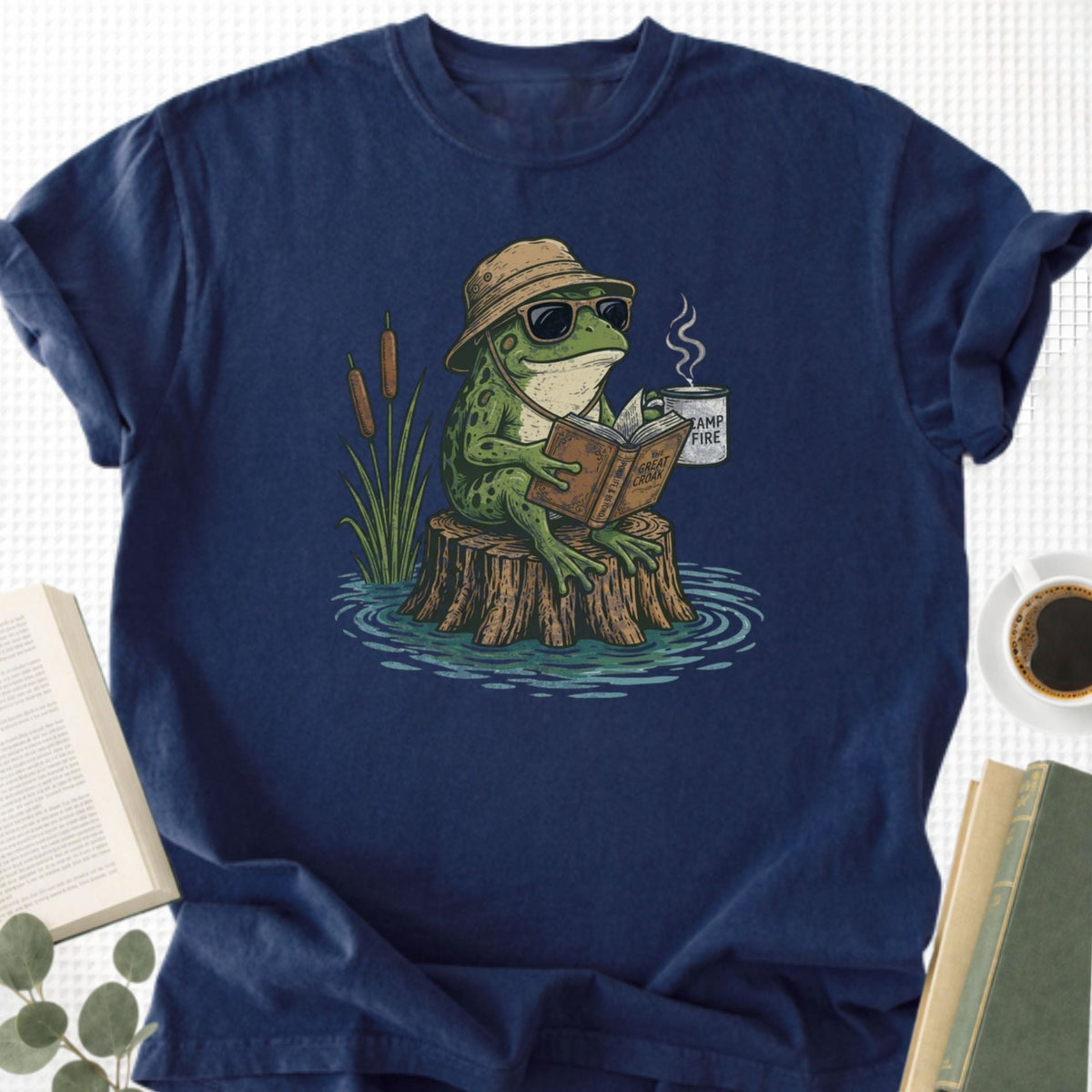 Frog Reading Unisex T-Shirt