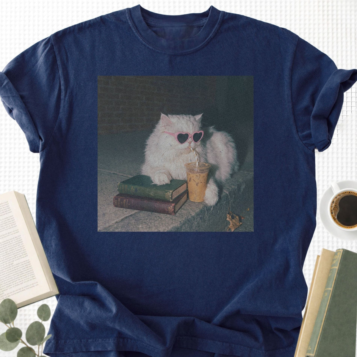 Reading Persian Cat Unisex T-Shirt