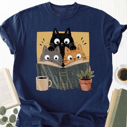 Retro Curious Reading Cats Unisex T-Shirt